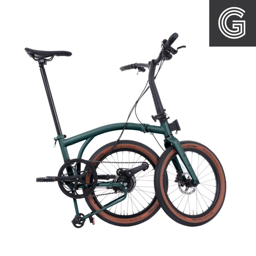 Brompton G Line Forest Green Small. Produktabbildung mit eingefaltetem Hinterbau 03.