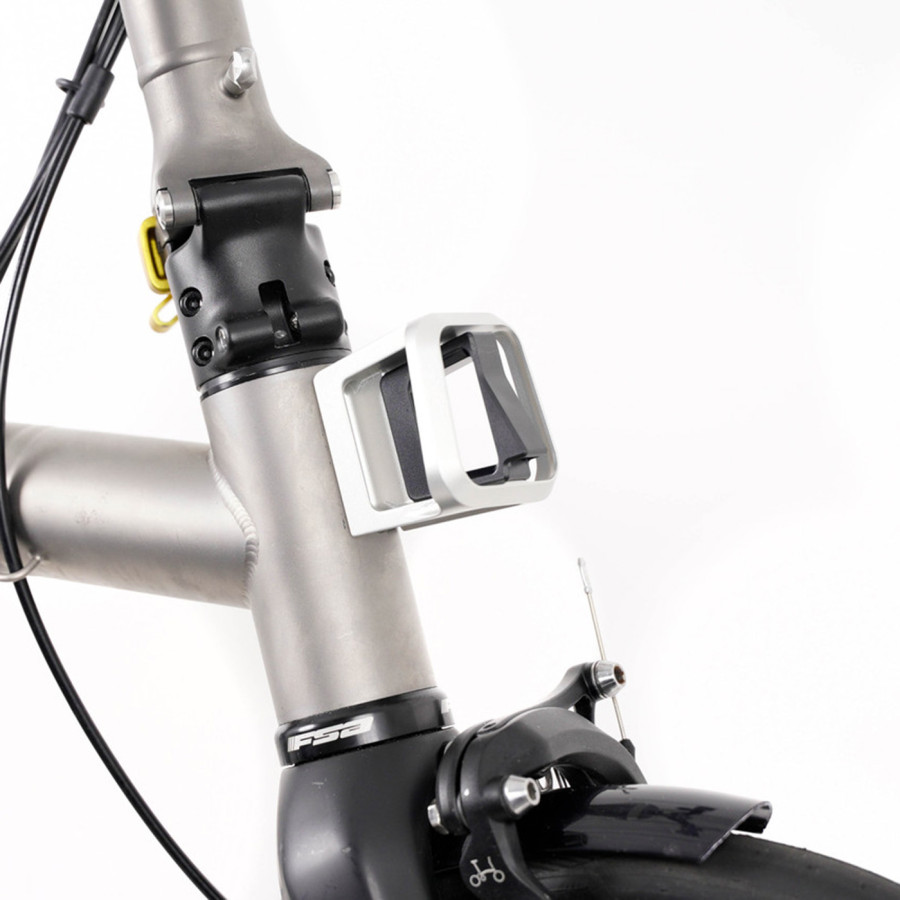 Das ultimative Upgrade für dein Brompton Faltrad, der Brompton Trägerblock in Silver, Bild 03