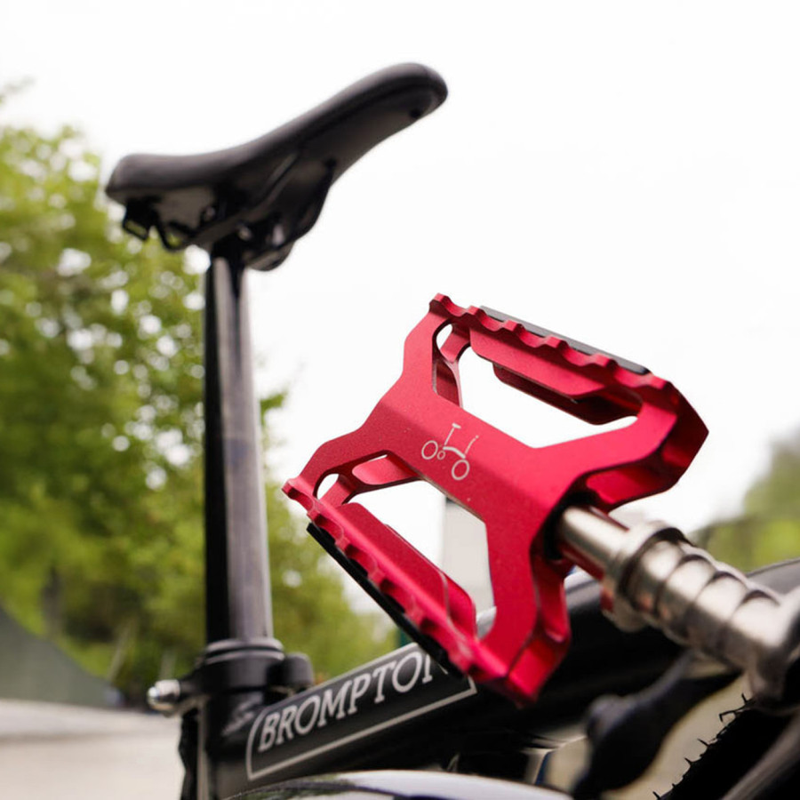 Brompton ColourLab Superlight Pedalen, in Rot, Bild 04