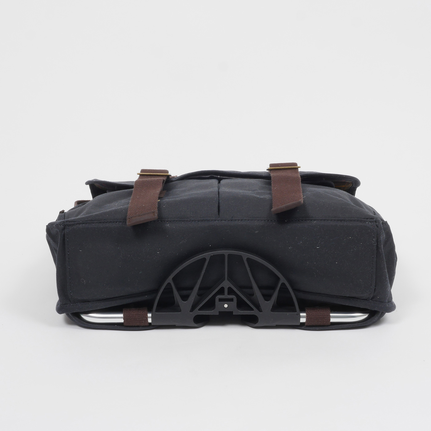 BROMPTON - Brompton Tarras Bag Brompton×Barbour Barbour x Brompton Tarras | Brompton Bicycle USA