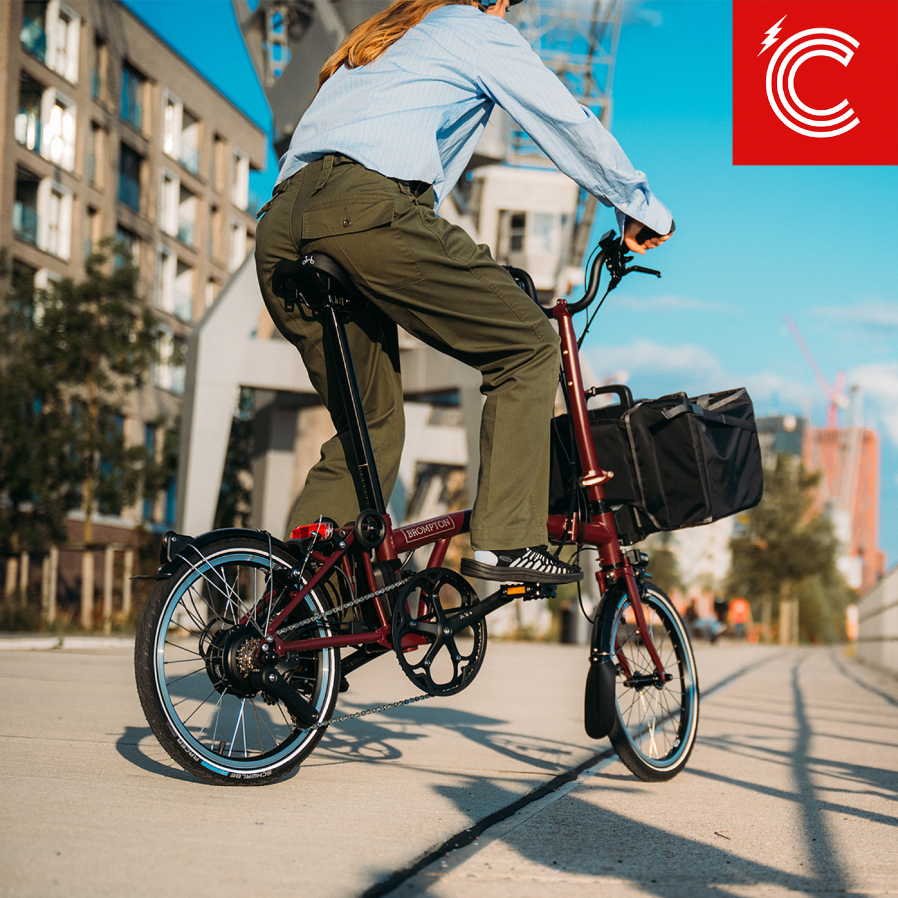 Brompton C Line Electric Red Plum Mid Bild 01