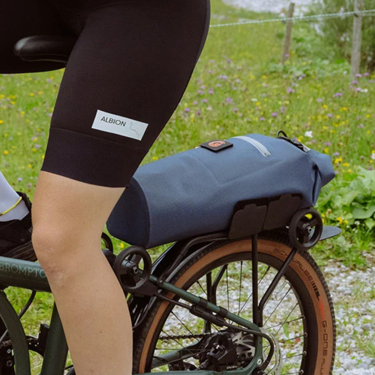 Brompton Gepäckträgertasche Roll Top Bag Navy Grey, Bild 01